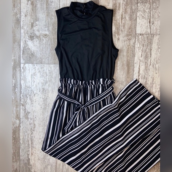 As U Wish Mock Neck Paperbag Jumpsuit - Picture 5 of 5